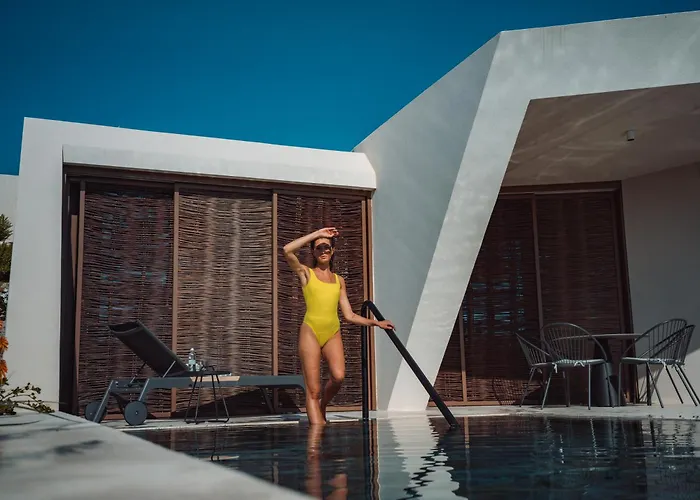 Nous Santorini, A Member Of Design Hotels Messaria 