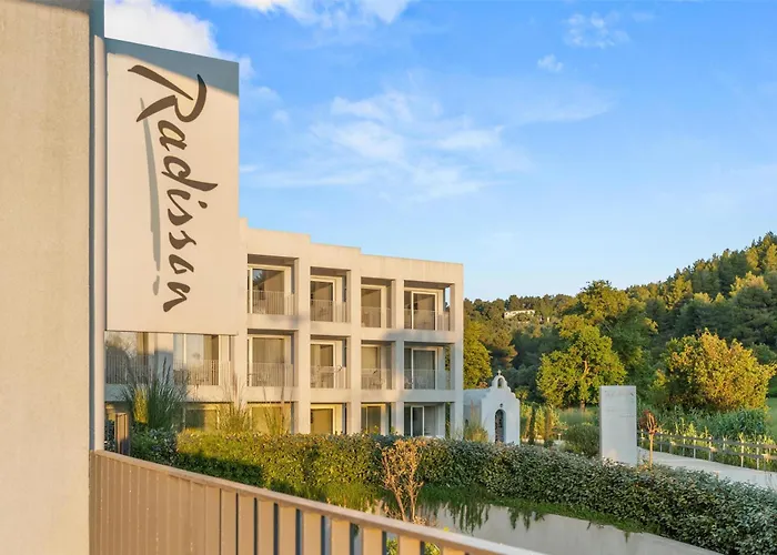 Radisson Resort Plaza Skiathos Kanapitsa 